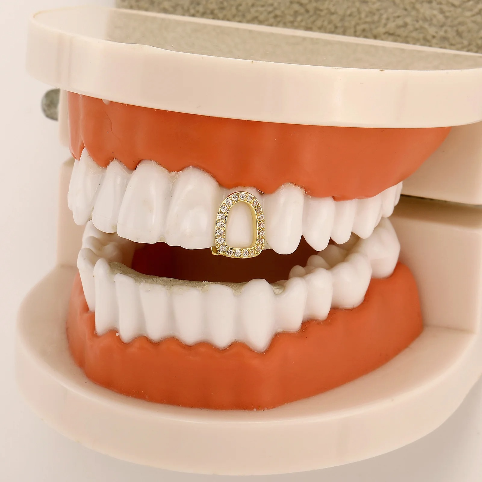 Hip Hop Single Full CZ Stone H - Men Accessories H&M review and price